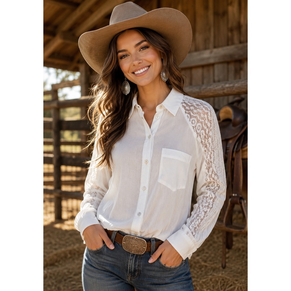 Anthropologie HOLDING HORSES White Lace Sleeve Buttondown Shirt Top Lacey Small